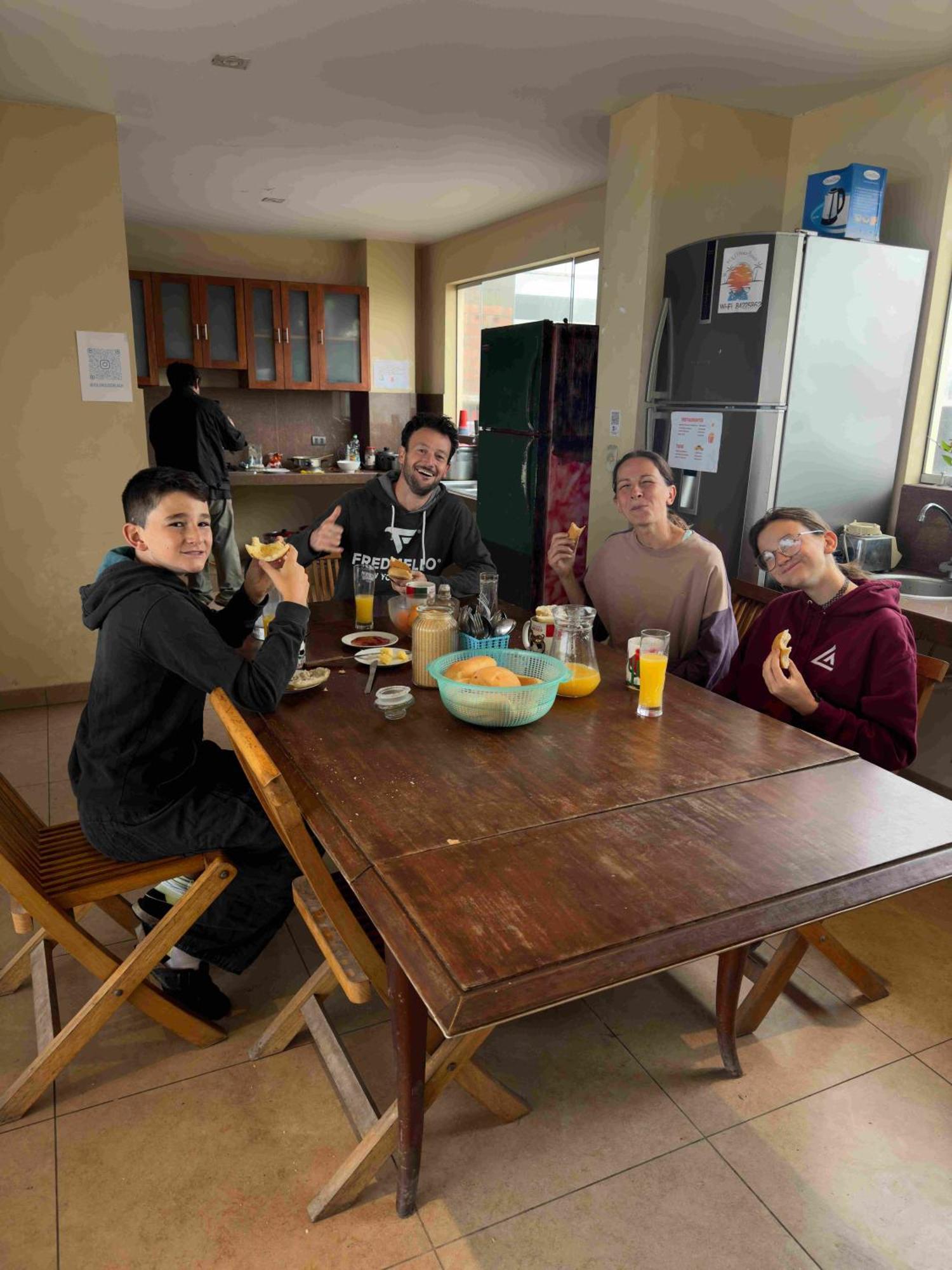 Bed and Breakfast Yolo House Peru Асия Экстерьер фото